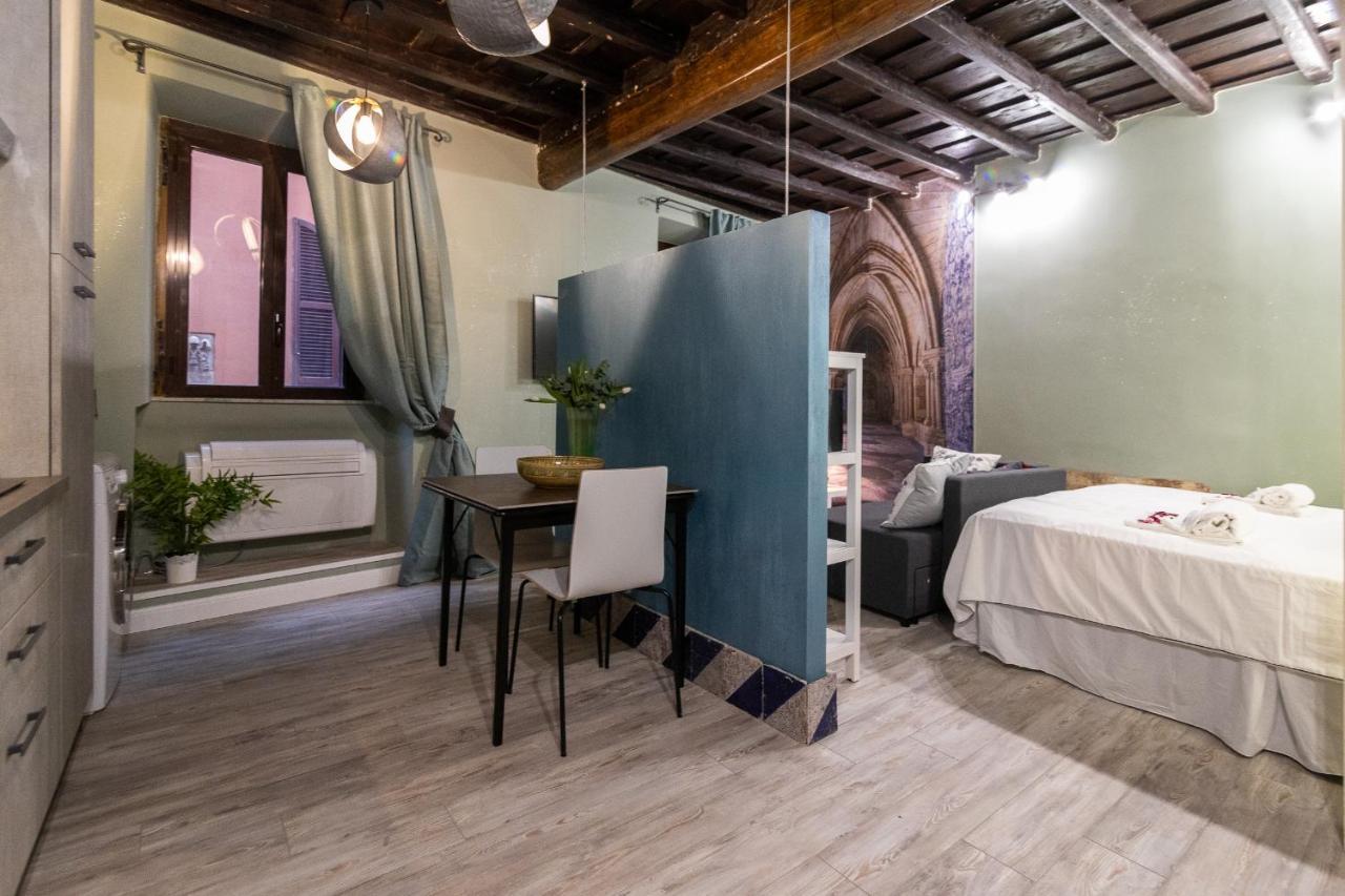 Romeathome Deluxe Suite Campo Dei Fiori Exterior photo